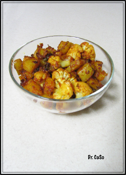 chou-fleur et patates indiennes au four