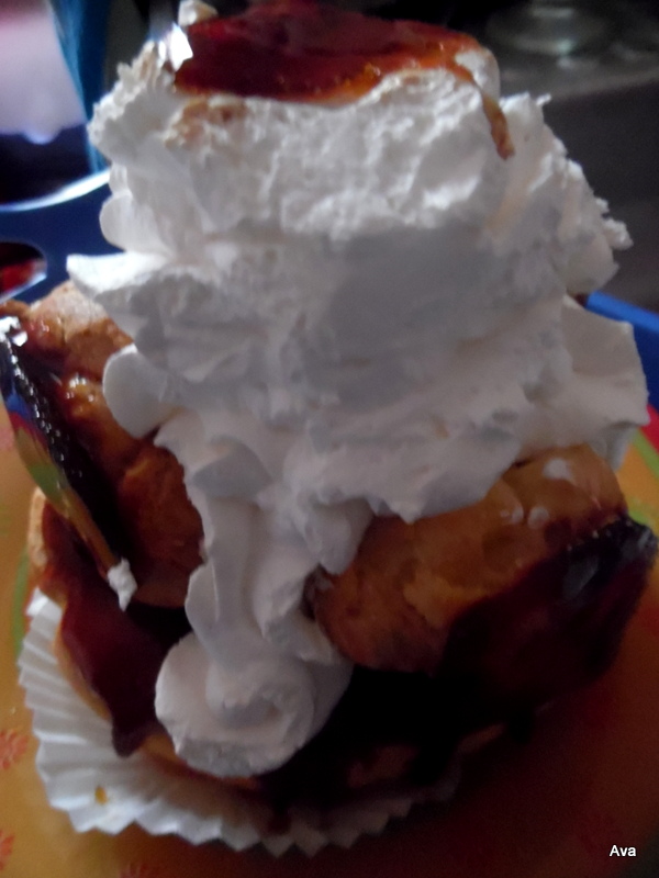 pour la vue et le goût, coulée de chantilly et caramel craquant